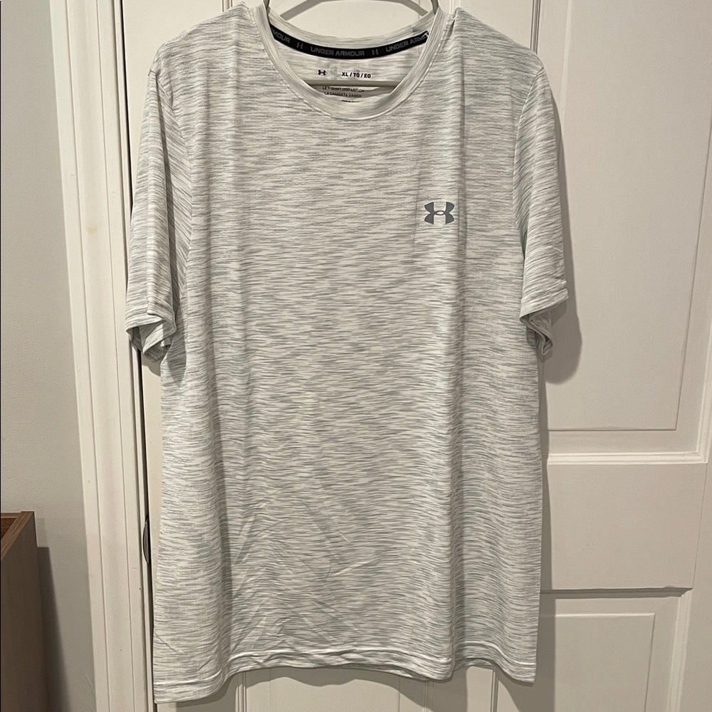 Under Armour Men's Light Gray Short Sleeve Tee